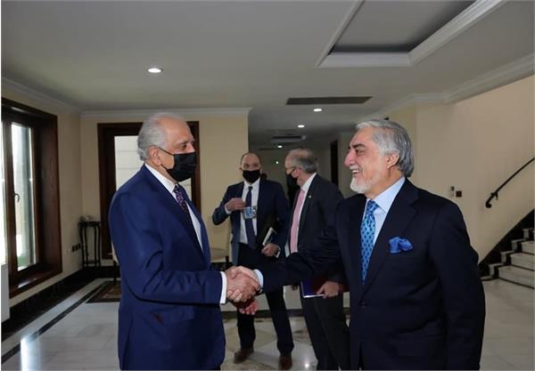 رئیس شورای عالی مصالحه افغانستان با «زلمی خلیلزاد» دیدار کرد
