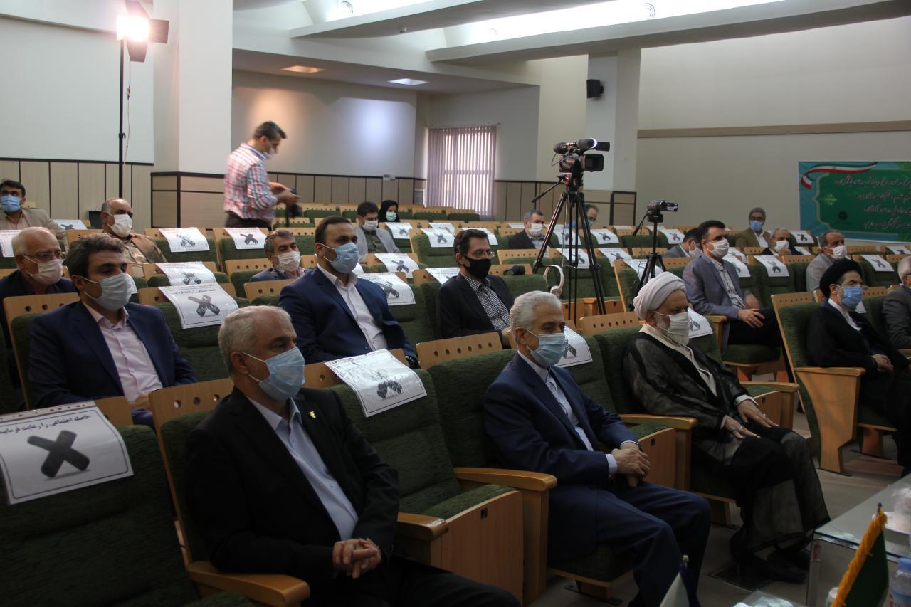 رونمایی دانشنامه آزادگان