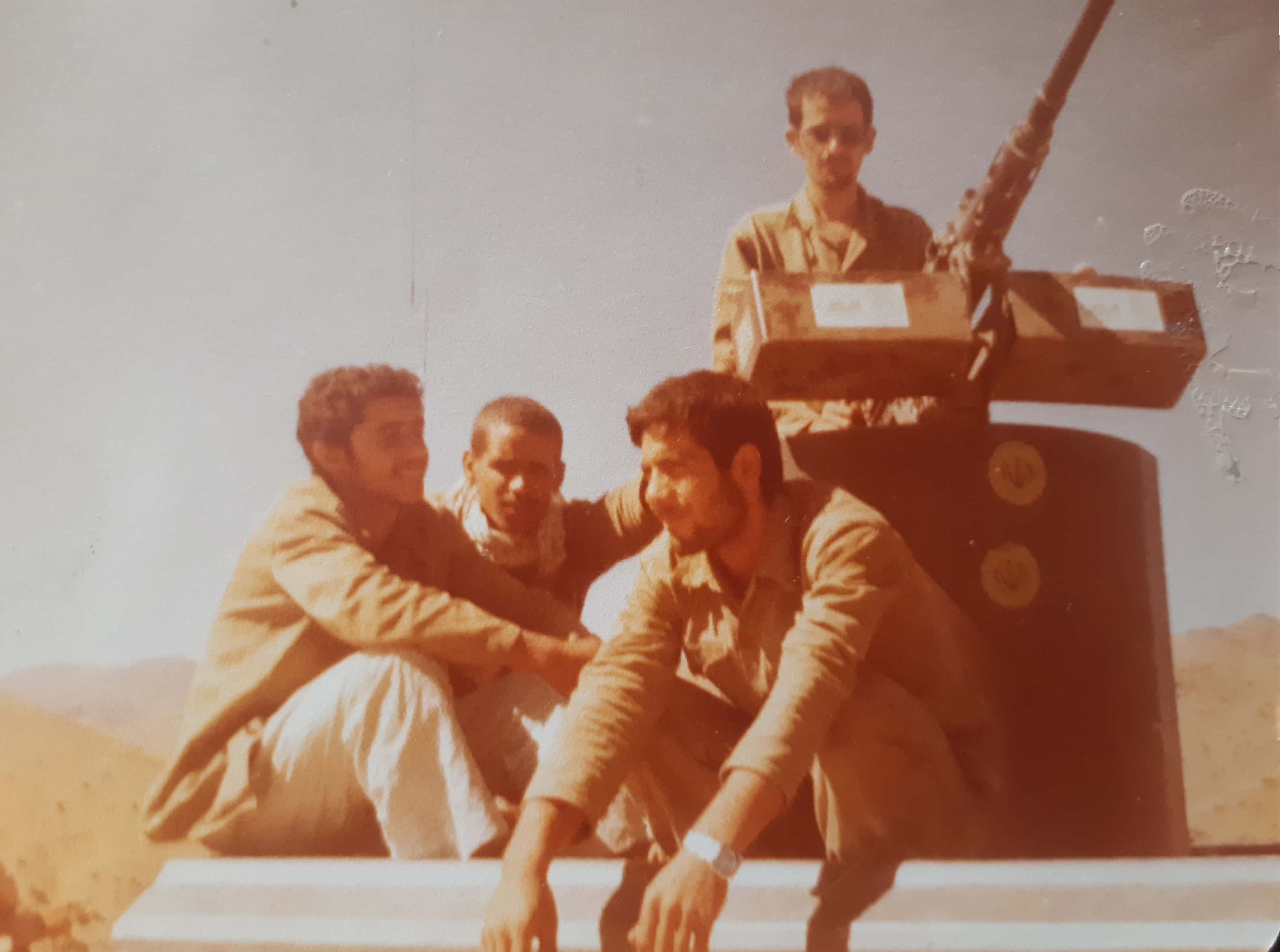 آزاده سرافراز وطن خواهان