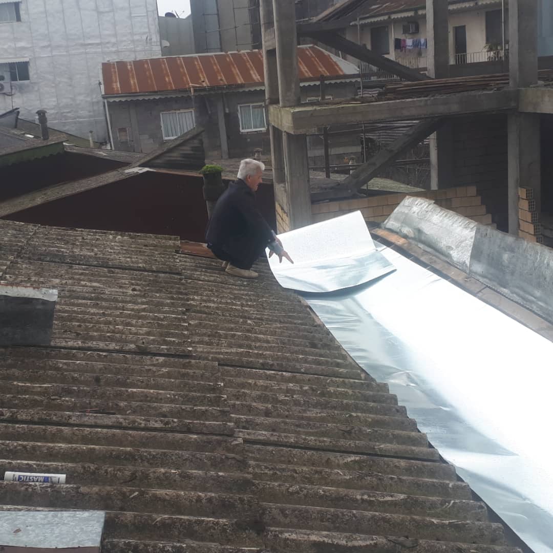 مرمت سقف منزل آزادگان