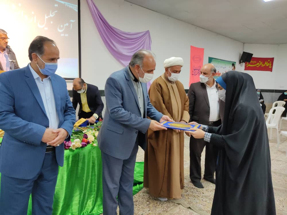 بیرجند- تجلیل از نخبگان