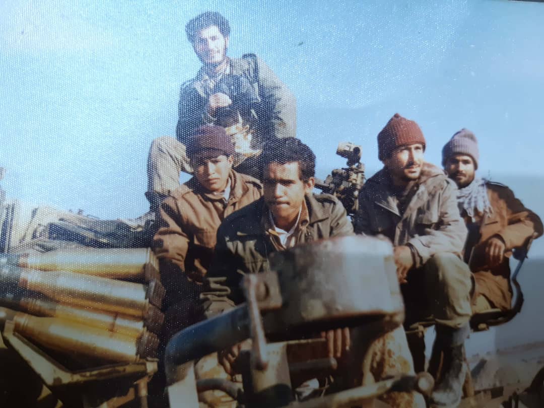 آزاده سرافراز وطن خواهان