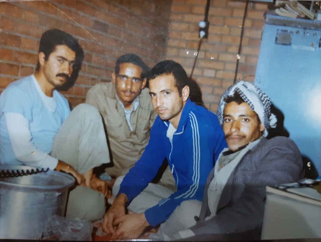 آزاده سرافراز وطن خواهان