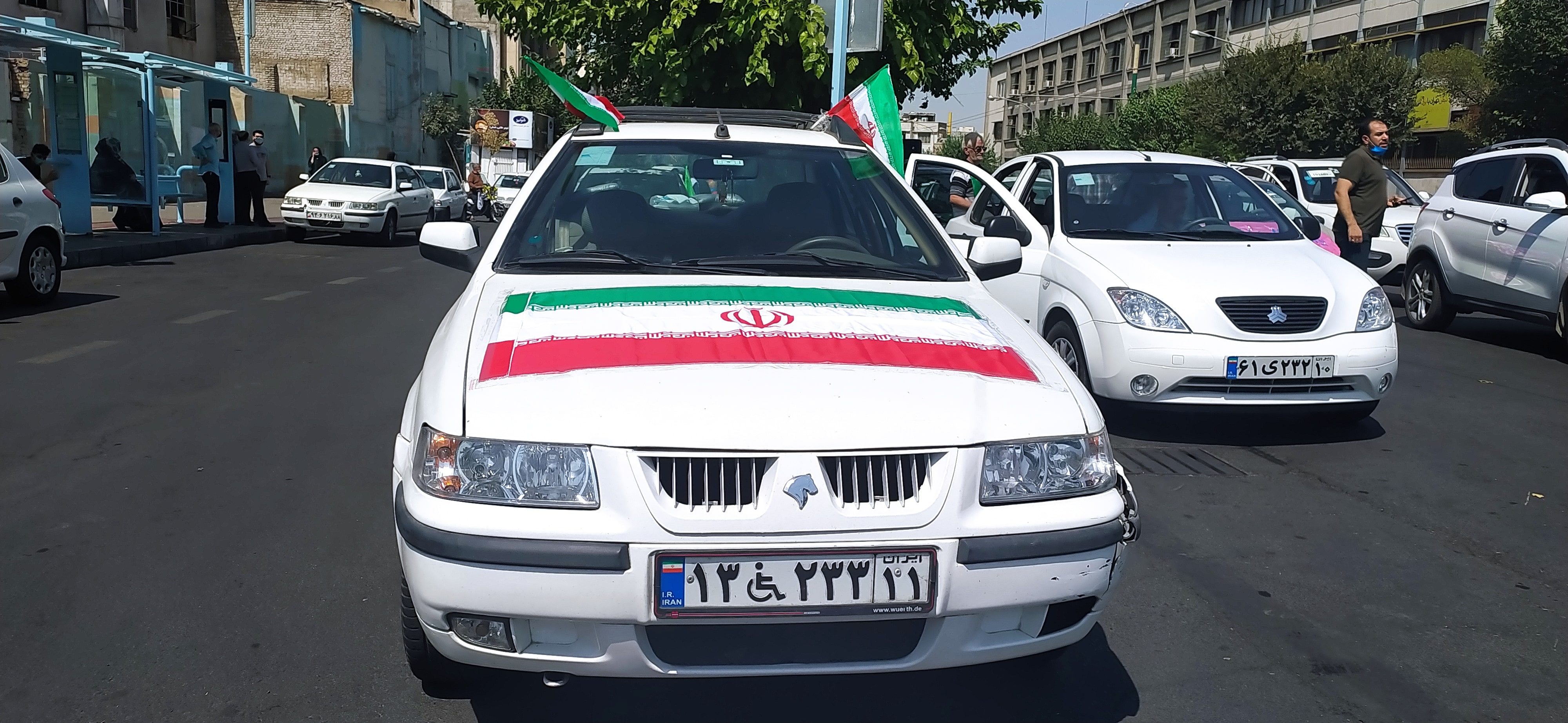 حرکت کاروان خودرویی2