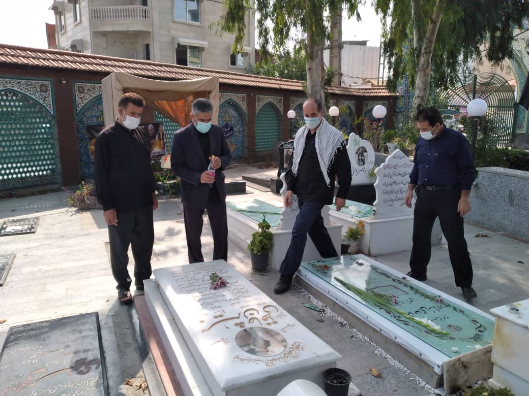 مراسم عطرافشانی در گلزار شهدای آستانه مبارک امامزاده ابراهیم(ع)1