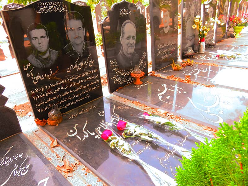 گلباران مزار شهدای آزادگان رشتی115