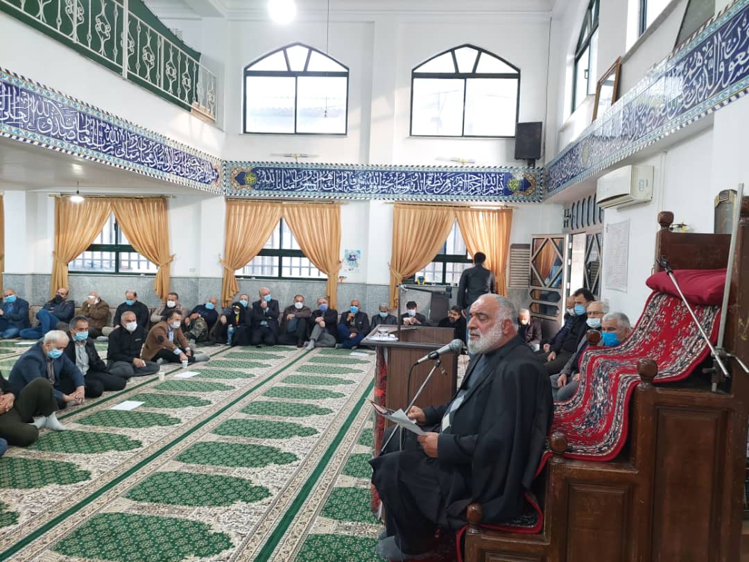 حضور جمعی از آزادگان درمراسم سومین روز درگذشت شهید آزاده «رضا خوشه‌چین»5