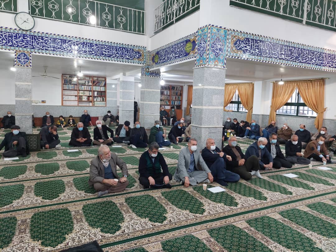 حضور جمعی از آزادگان درمراسم سومین روز درگذشت شهید آزاده «رضا خوشه‌چین»6