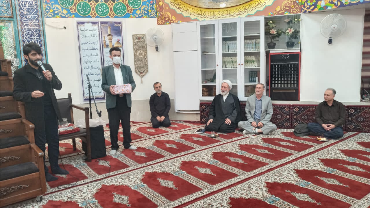 تفسیرگزیده آیات قرآن کریم در مسجد صیقلان رشت6