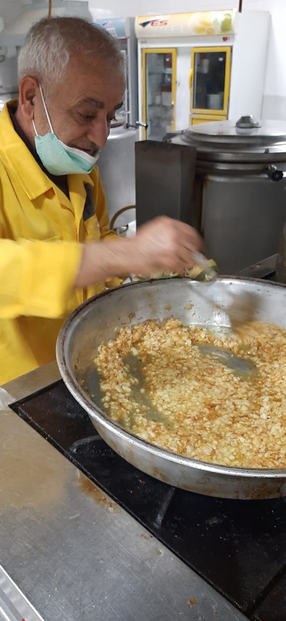 تهیه شوربا اسارتی در همایش آزادگان کمپ ده رمادی6