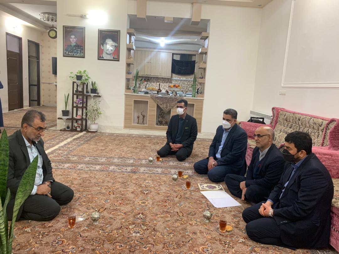 دیدار استاندار سیستان وبلوچستان با خانواده آزاده شهید اهل سنت4