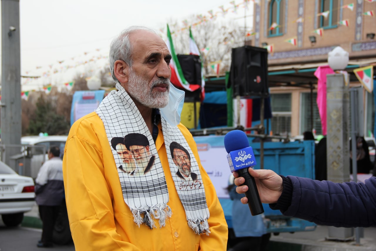 حضور بی‌نظیر آزادگان تهرانی در راهپیمایی خودرویی و موتوری ۲۲ بهمن108