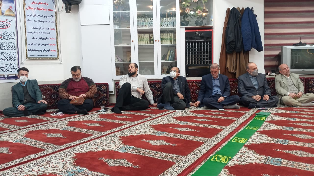 برگزاری جشن میلاد امام علی در مسجد صیقلان رشت +گزارش تصویری8