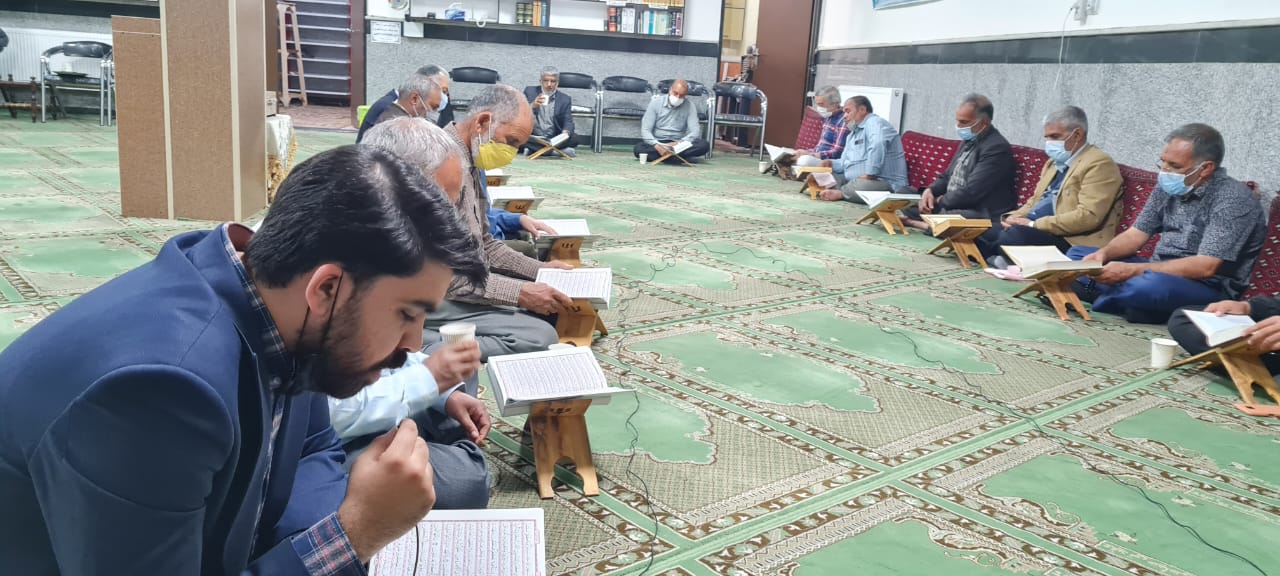 جزء خوانی قرآن کریم همزمان با ماه مبارک رمضان در بیرجند1