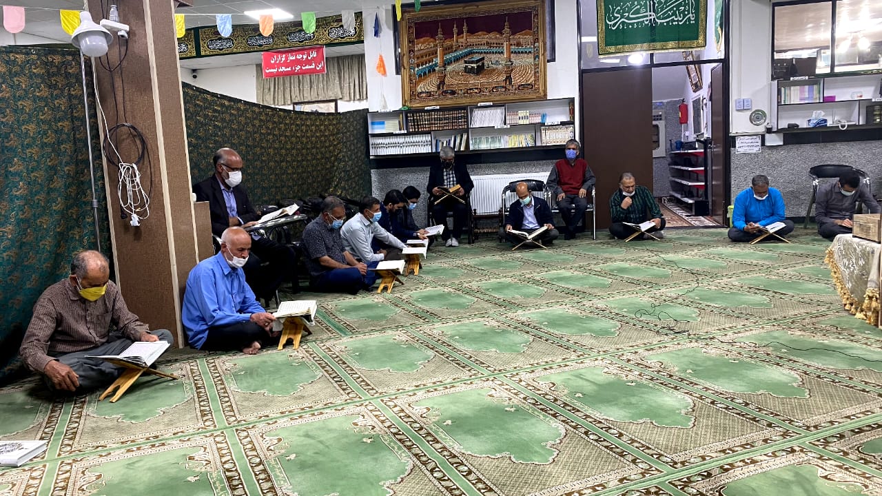 گزارش تصویری| قرائت قران توسط هیئت آزادگان بیرجند3