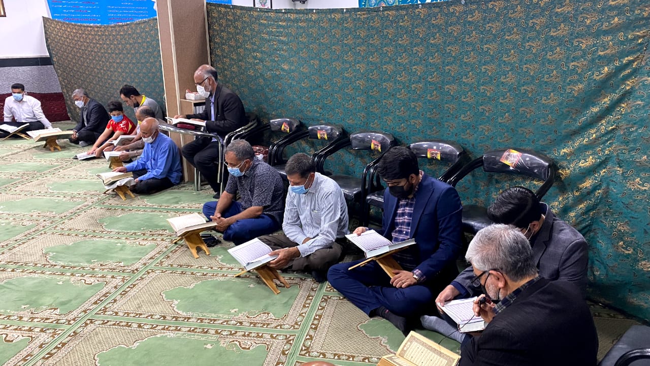 گزارش تصویری| قرائت قران توسط هیئت آزادگان بیرجند5