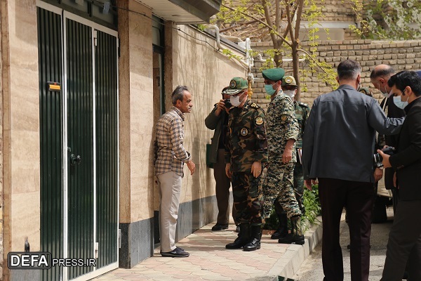 تصاویر/ دیدار فرمانده قرارگاه منطقه ای شمالغرب ارتش با خانواده شهدا، جانبازان و آزادگان6