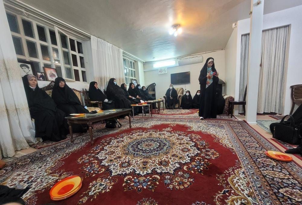 گزارش تصویری/ بازدید همسران آزادگان از موزه شهید «محمدحسین رئوفی‌فرد» 11