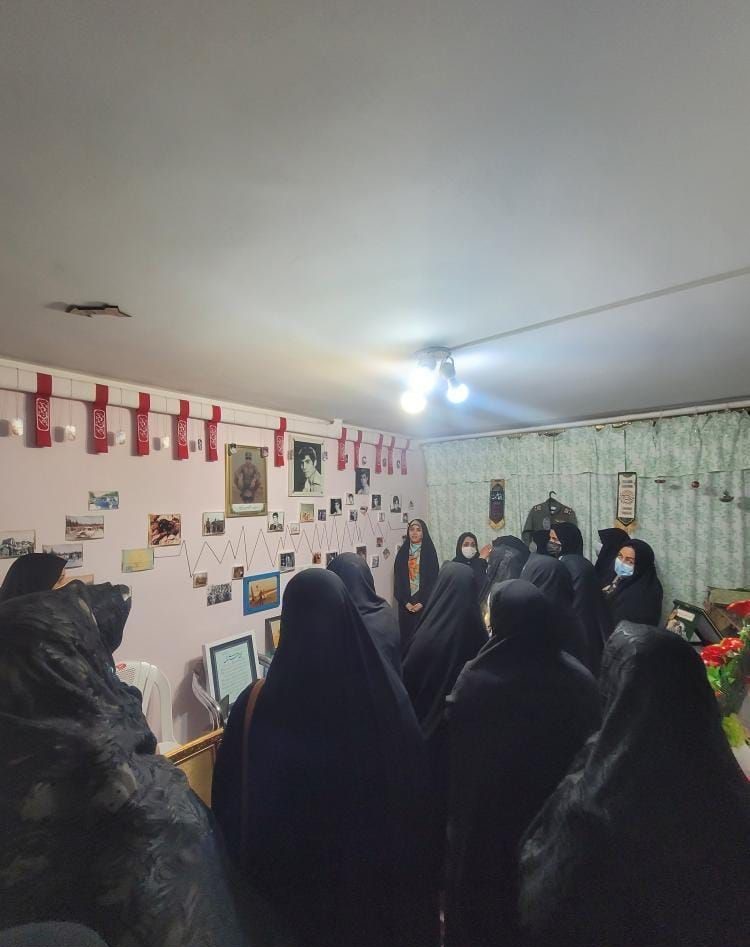 گزارش تصویری/ بازدید همسران آزادگان از موزه شهید «محمدحسین رئوفی‌فرد» 13