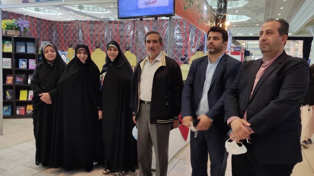 آنچه در غرفه موسسه پیام آزادگان در نمایشگاه بین‌المللی کتاب گذشت8