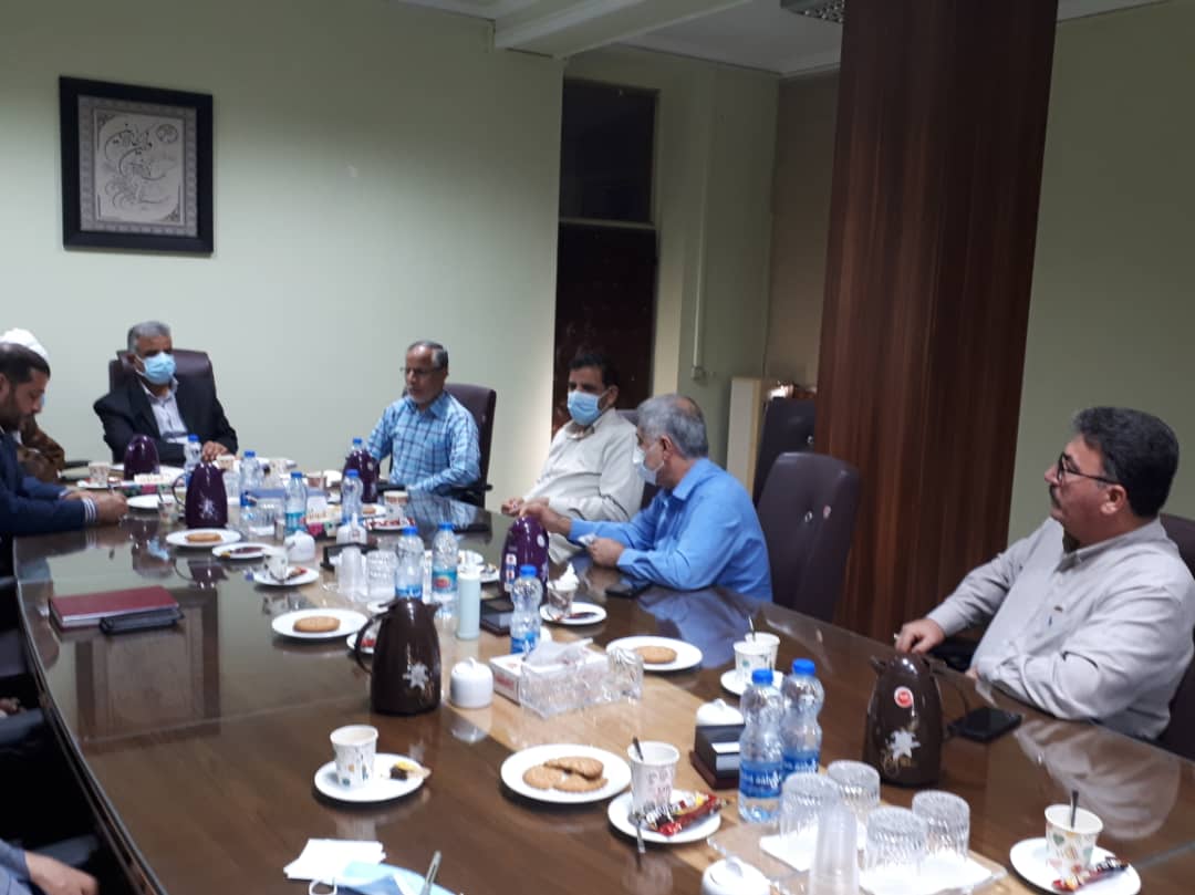 جلسه اعضای شورای مشورتی پیام آزادگان بوشهر با فرماندار4