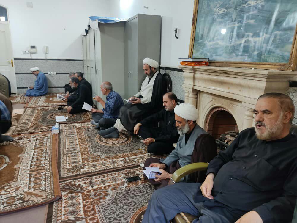 تصاویر/ قرائت دعای «ندبه» به میزبانی موسسه پیام آزادگان قم2