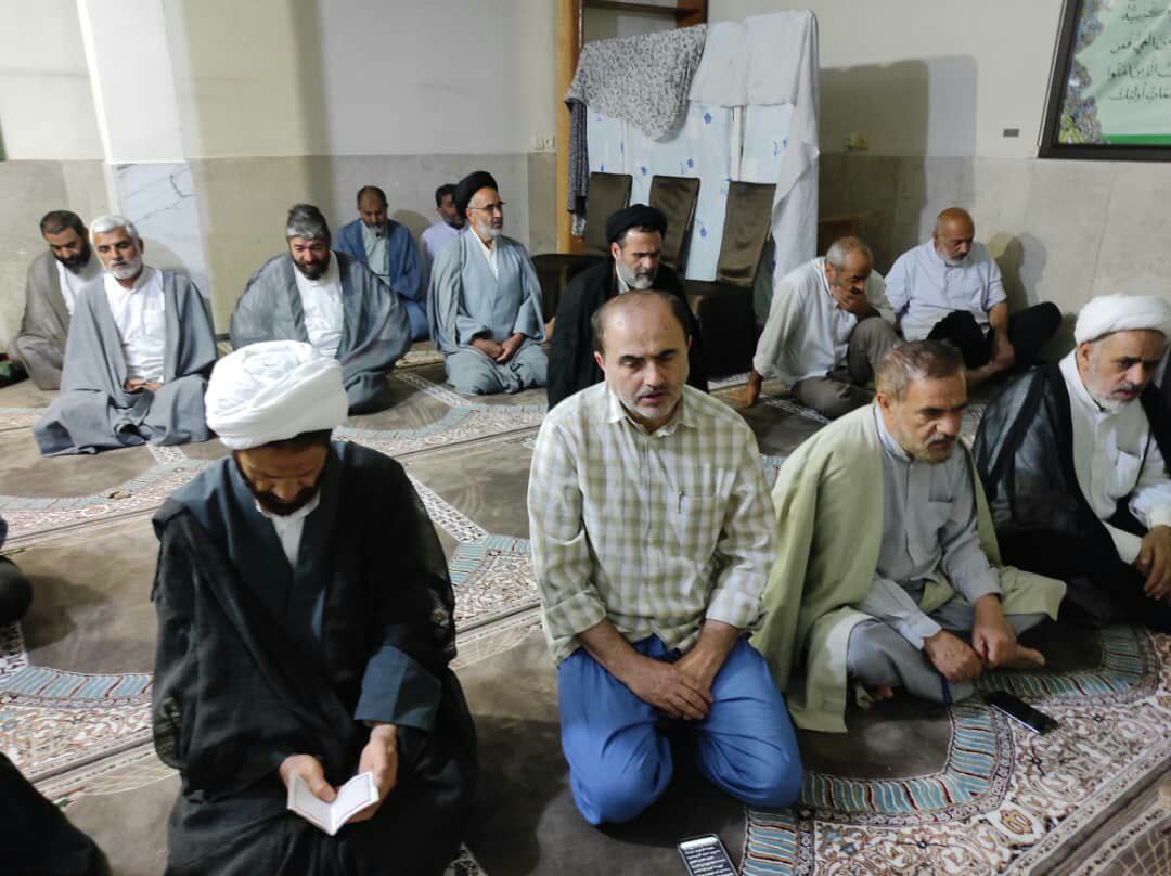 تصاویر/ قرائت دعای «ندبه» به میزبانی موسسه پیام آزادگان قم6