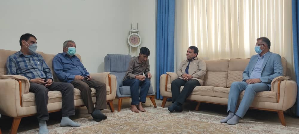 آزادگان مایه افتخار کشور و حافظان انقلاب اسلامی هستند1