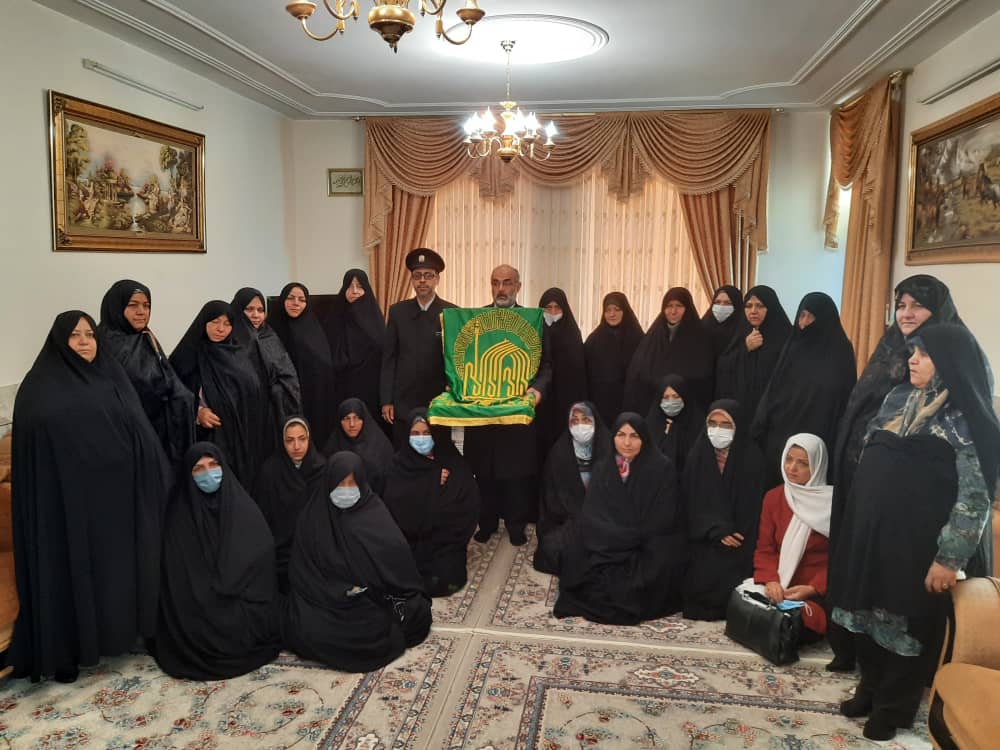 دیدار خادمان حرم مطهر رضوی در منزل آزاده «علی رجبی پور»2