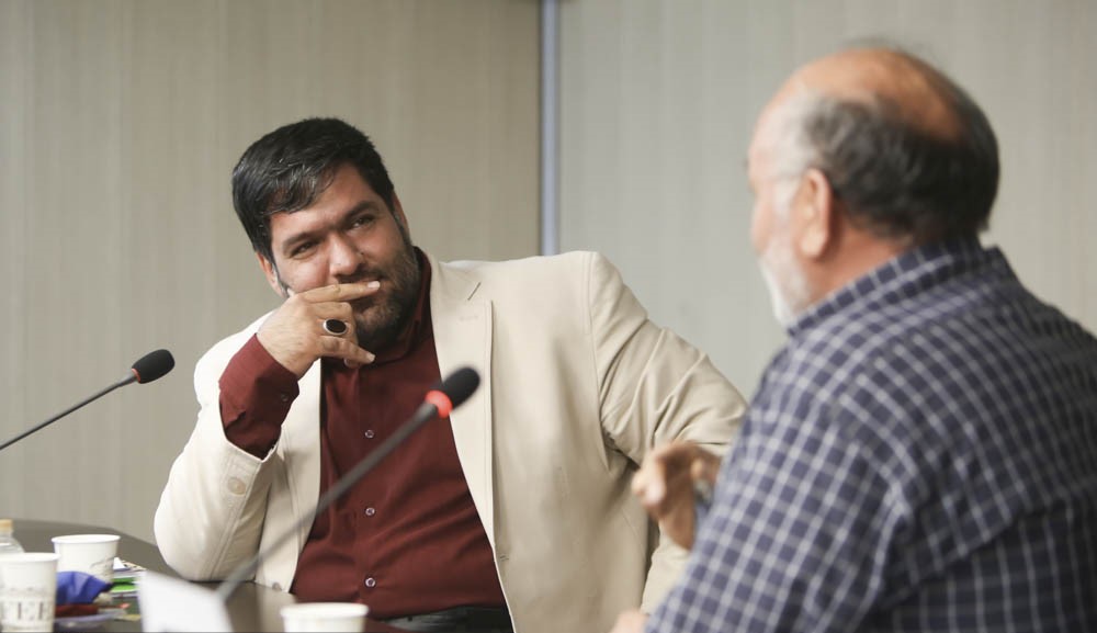 کتاب «مست و سنگ‌ستان» نقد و بررسی شد5