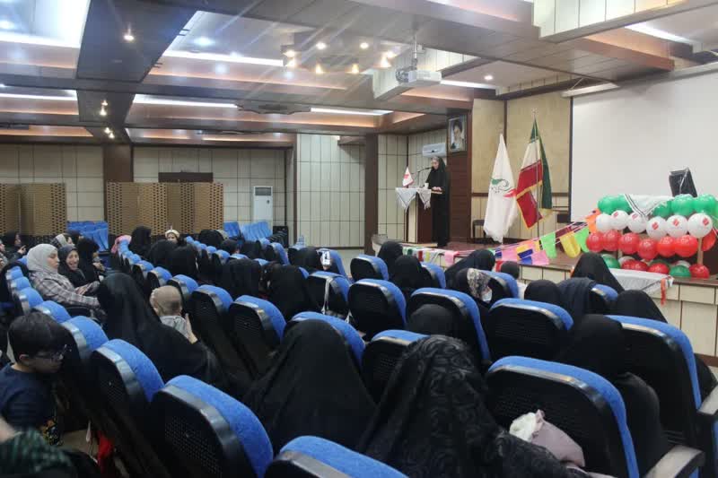 گردهمایی همسران و دختران آزادگان تبریز به مناسبت ولادت حضرت زینب(س)2