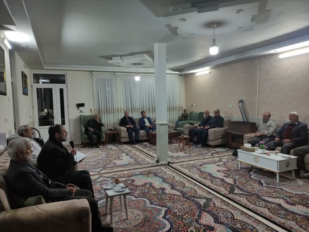 صحیفه سجادیه؛ شمع محفل آزادگان سبزواری1