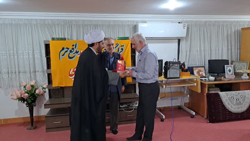 دیدار اعضای قرارگاه شهید مدافع حرم بهمن قنبری با آزاده جعفر مزیدها2