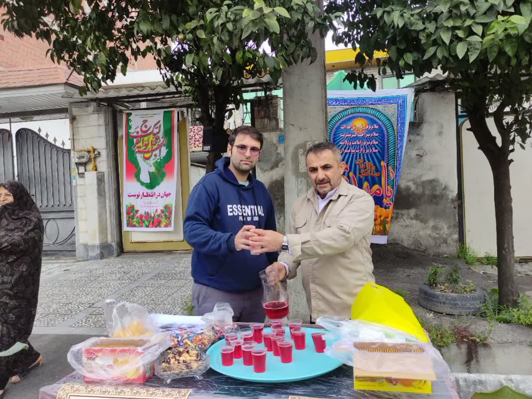 برپایی ایستگاه صلواتی توسط هیئت امام سجاد (ع) آزادگان آمل2