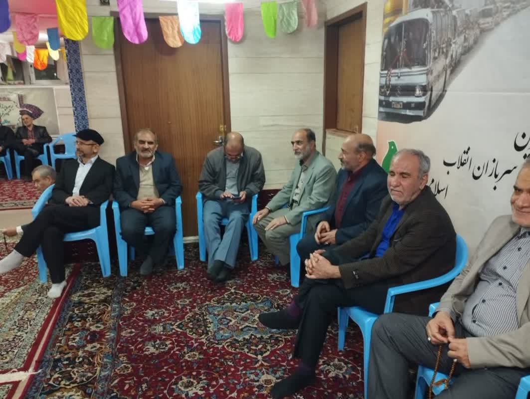 نشست هم اندیشی تشکلهای ایثارگران استان خراسان رضوی4