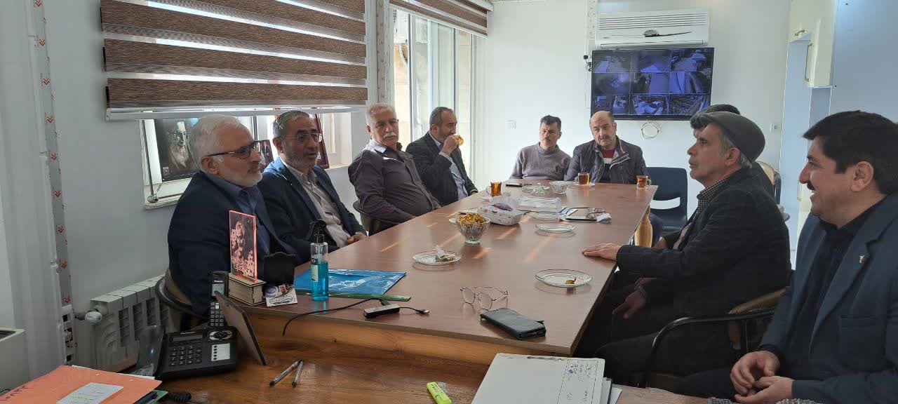 جلسه مشورتی نماینده پیام آزادگان مازندران با آزادگان رامسر2