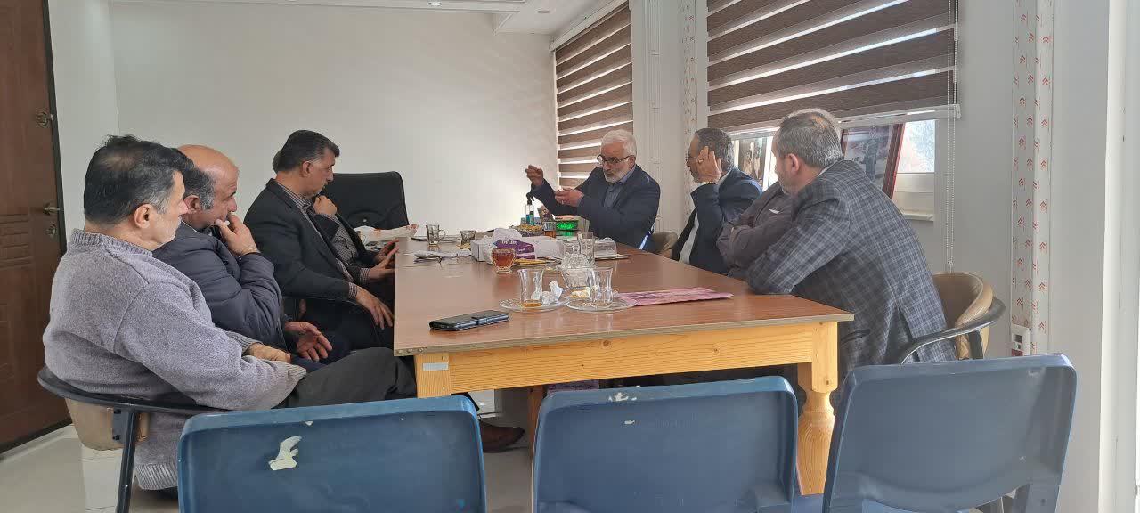 جلسه مشورتی نماینده پیام آزادگان مازندران با آزادگان رامسر3