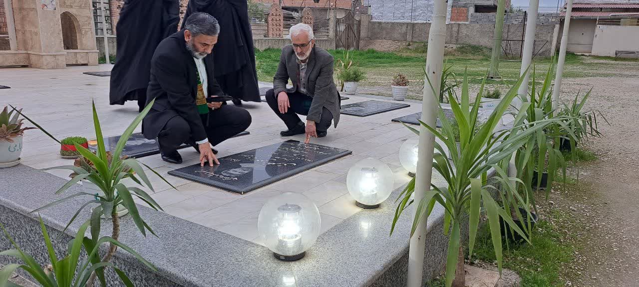 دیدار نماینده پیام آزادگان با خانواده شهید «آزاده مظلومی»1