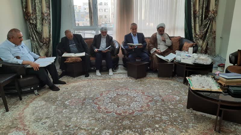 اراک| محفل قرائت قرآن با حضور مسئولان استانی و شهرستانی3