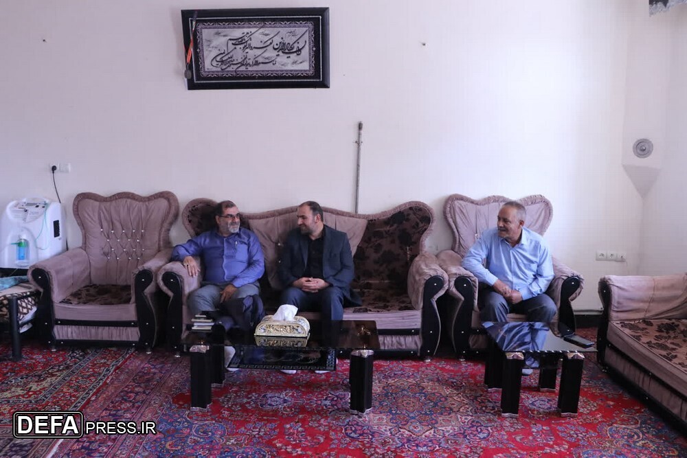تصاویر| دیدار مدیرکل حفظ آثار با خانواده شهید و آزادگان دفاع‌مقدس2