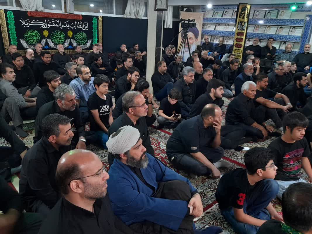 تصاویر| عزاداری شب هشتم آزادگان مشهد مقدس15