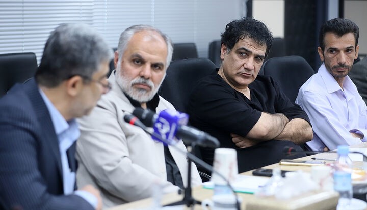 تصاویر| نشست هم اندیشی تشکل های آزادگان با رئیس بنیاد شهید و امور ایثارگران6