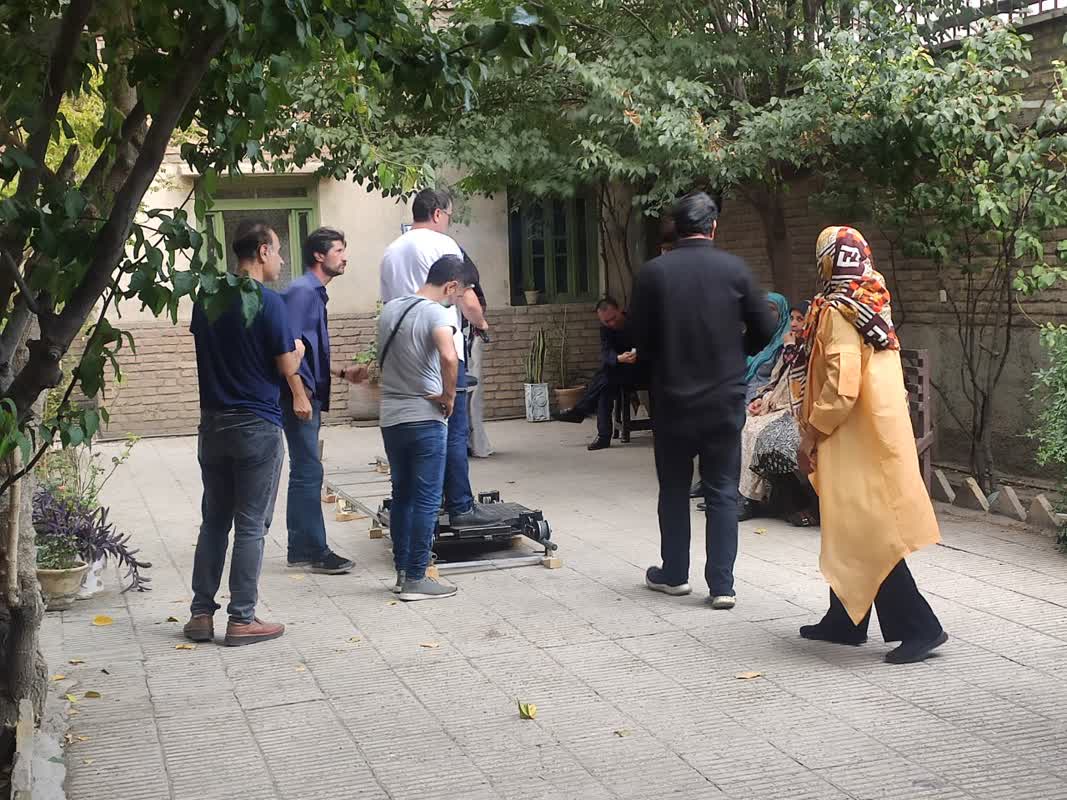 تصاویر| بازدید مسئولین موسسه از محل تصویربرداری فیلم داستانی آغاباجی3