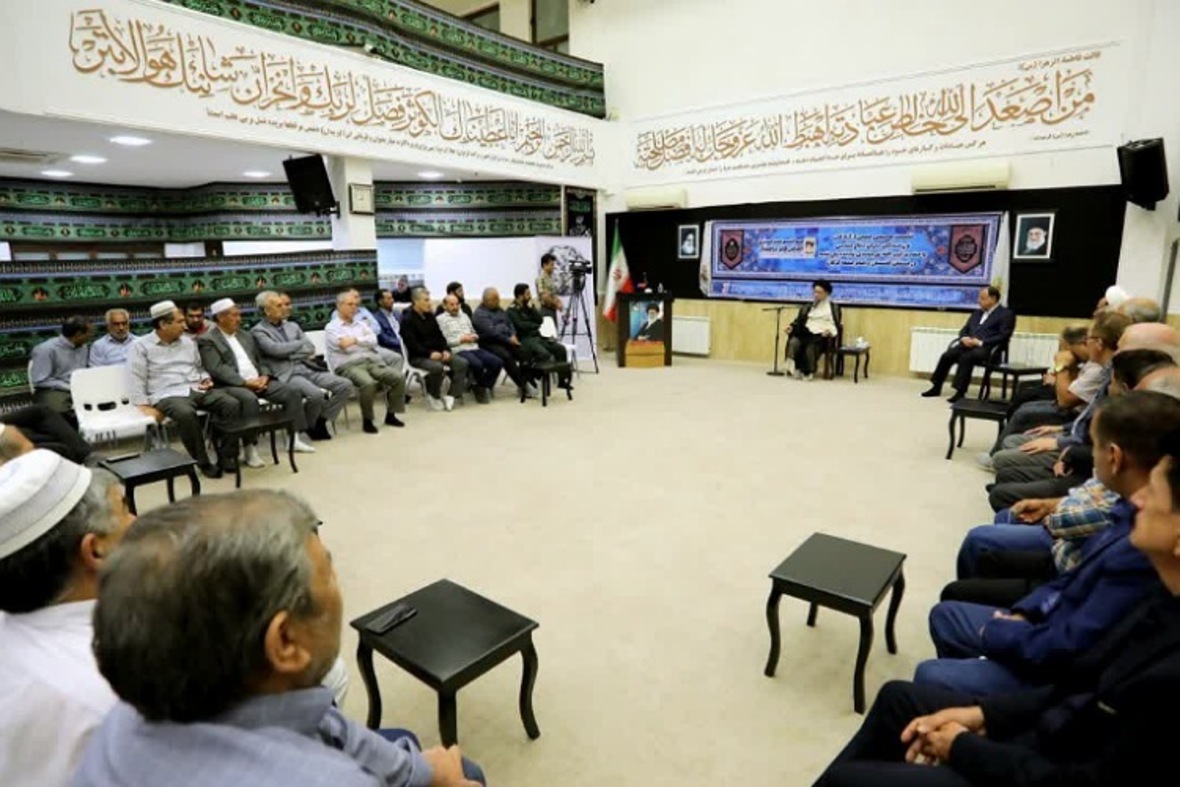 عکس | نشست صمیمی آیت‌الله نورمفیدی با جمعی از آزادگان دوران دفاع مقدس2