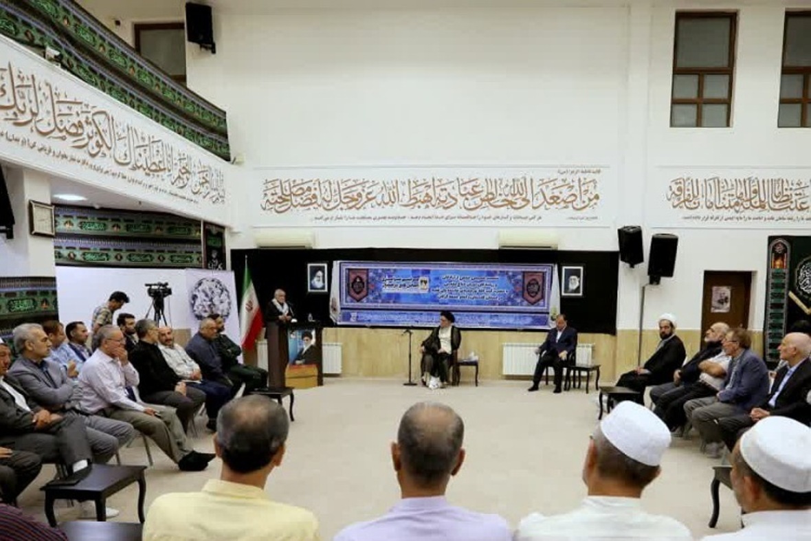 عکس | نشست صمیمی آیت‌الله نورمفیدی با جمعی از آزادگان دوران دفاع مقدس6