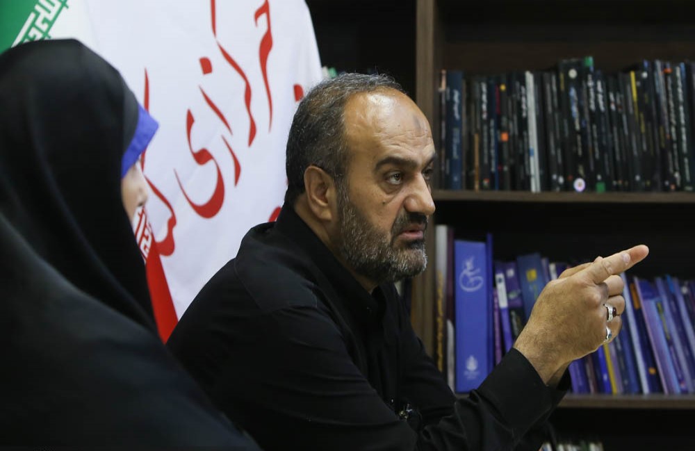 تصاویر| گفت‌وگو خبرگزاری کتاب ایران با مدیر انتشارات پیام آزادگان3