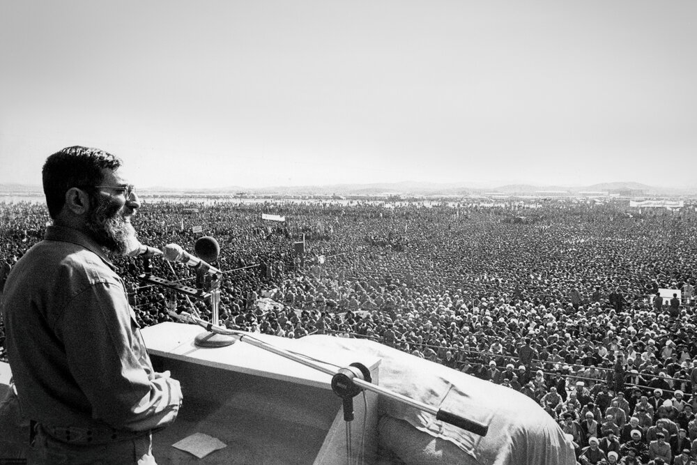 تصاویری از رهبر انقلاب در ۸ سال دفاع مقدس8