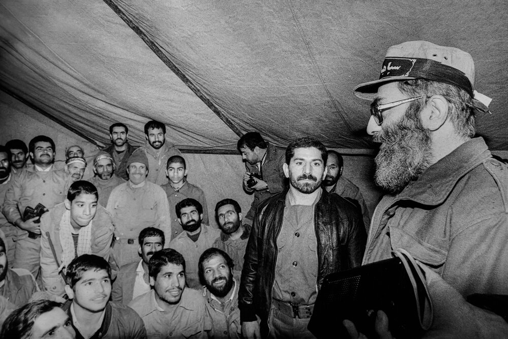تصاویری از رهبر انقلاب در ۸ سال دفاع مقدس10
