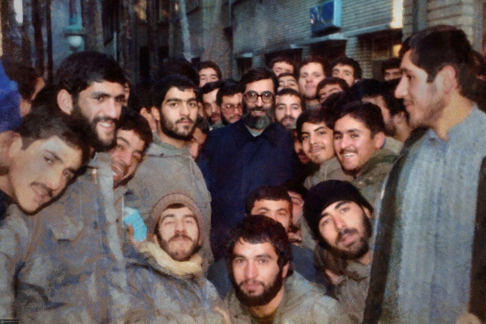 تصاویری از رهبر انقلاب در ۸ سال دفاع مقدس13