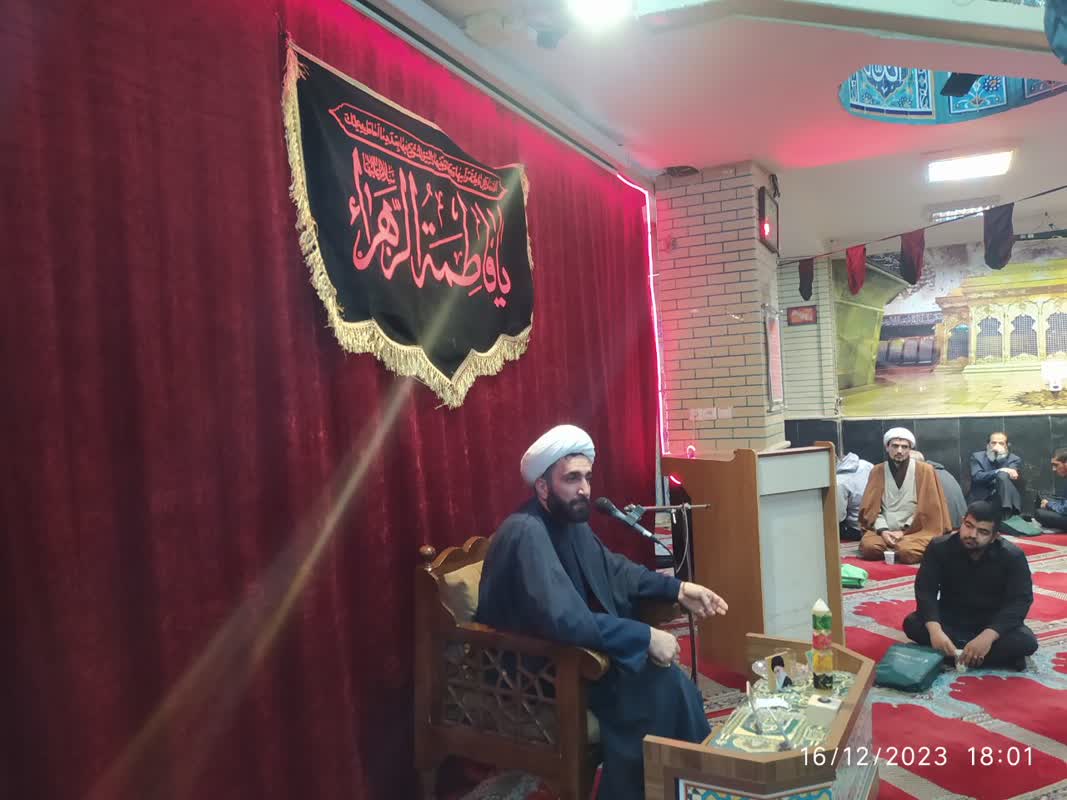 عزاداری دهه فاطمیه در مسجد سید الشهدا میدان انقلاب6